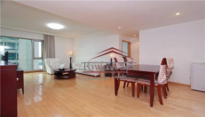  1BR Apartment for Rent in Lujiazui, High-Floor