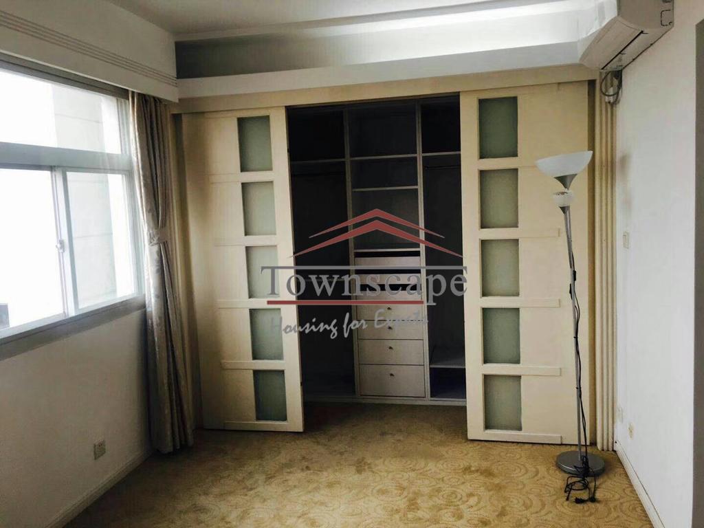  High-Floor Apartment for Rent in Xujiahui Shanghai