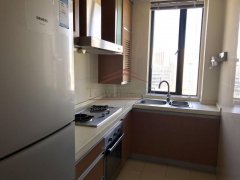  Great Value for Money: Sunny Apartment in Jingan