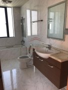  Great Value for Money: Sunny Apartment in Jingan