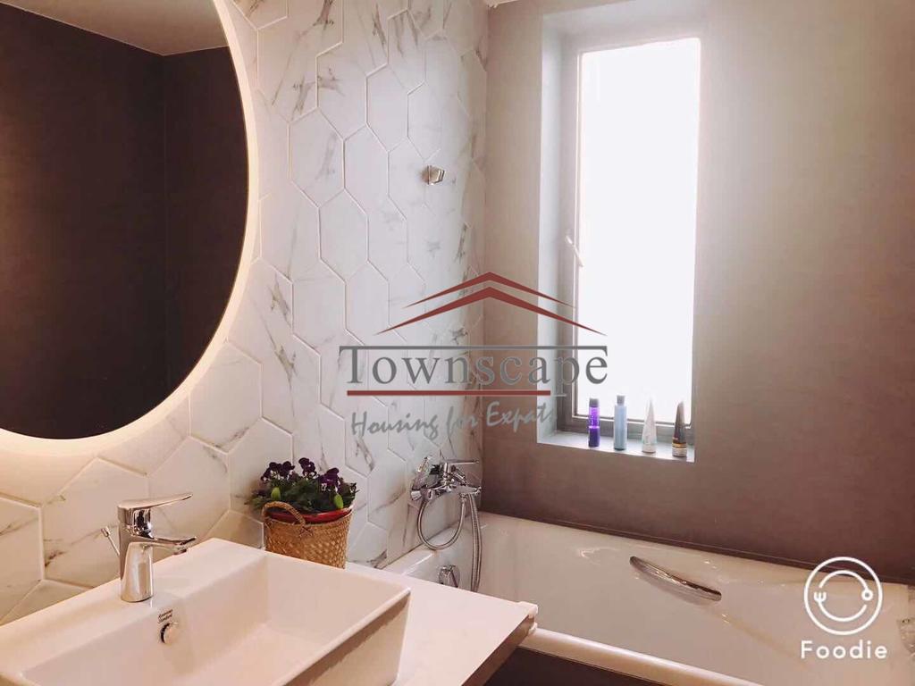  Modern 3BR Apartment at Dapuqiao and Tianzifang