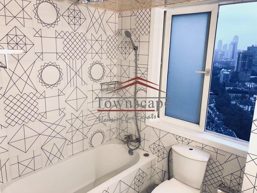  Contemporary 3BR Apartment in Pudong