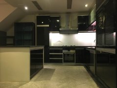  Beautiful Shanghai House for Rent near Jiaotong University