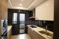  High-end 4BR Apartment in New Jing