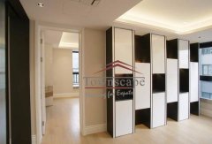  High-end 4BR Apartment in New Jing