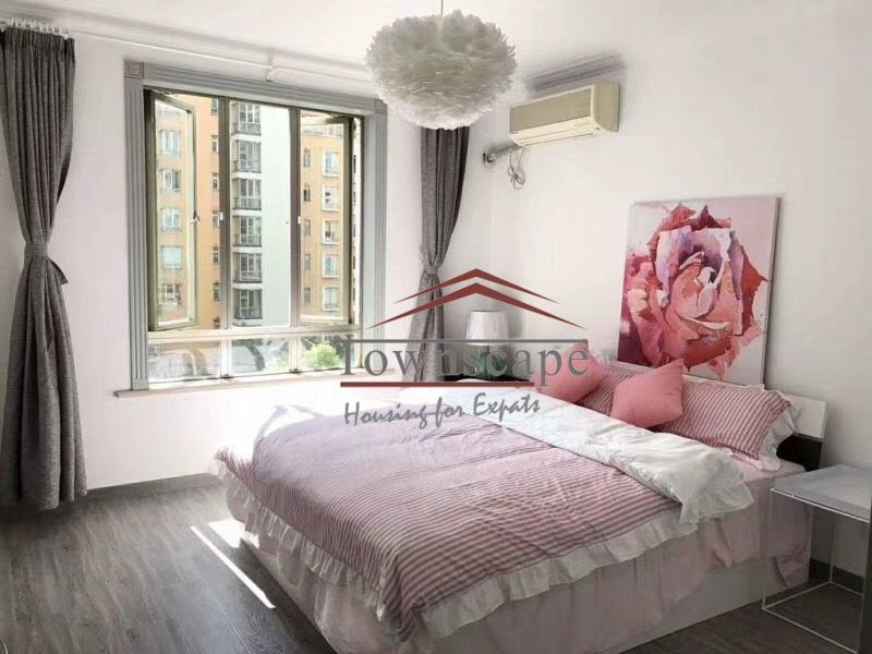  Stylish 3BR Apartment for Rent in Shanghai Downtown