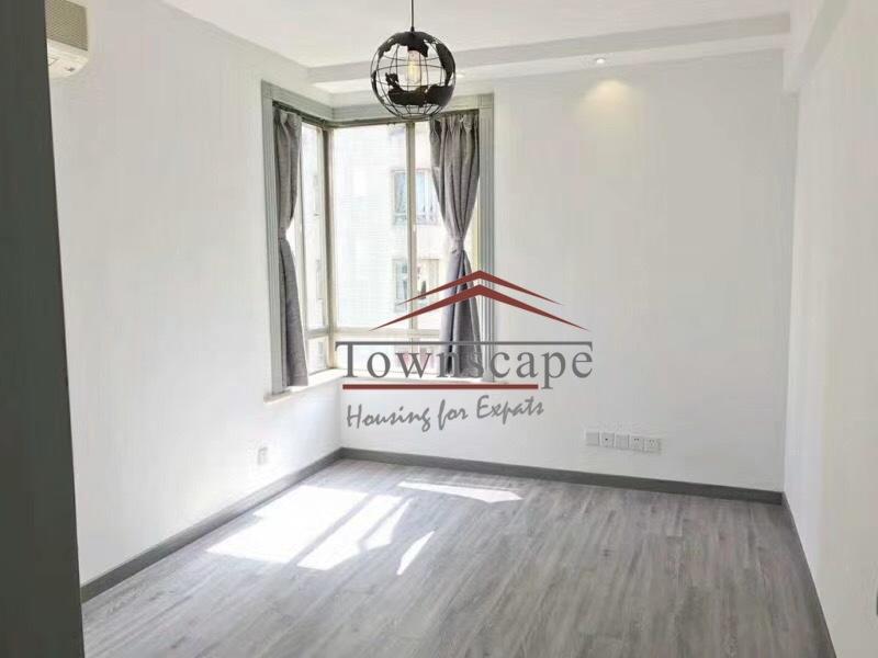  Stylish 3BR Apartment for Rent in Shanghai Downtown