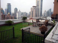  3BR Apartment with Big Terrace in Top Location