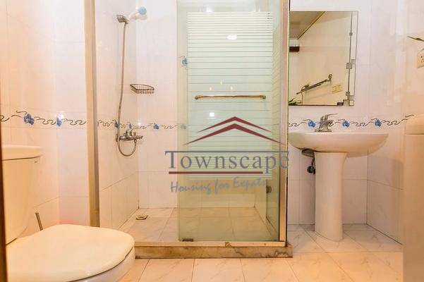  Homey 3BR Apartment in Jing