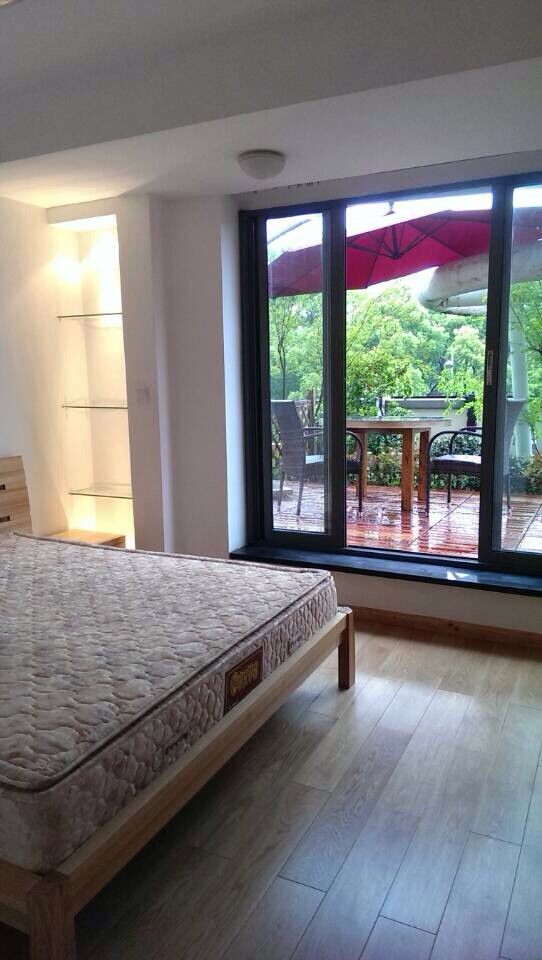  Modern Apartment w/Terrace nr West Nanjing Rd