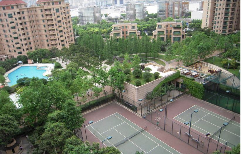  Family Apartment in Tianshan near Hongqiao and Metro Line 2