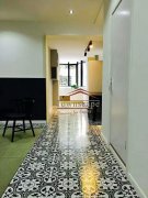  Renovated 1BR Apartment with Patio in Gubei