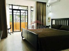  Renovated 1BR Apartment with Patio in Gubei