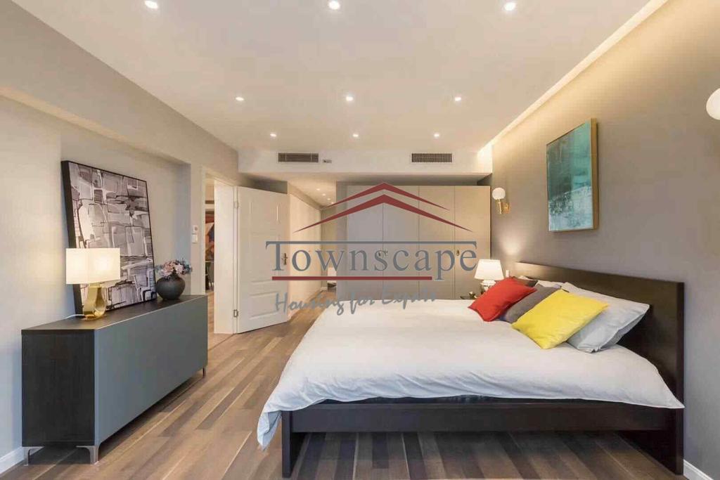  High-End 3BR Apartment with Floor-Heating in Shanghai Xujiahui