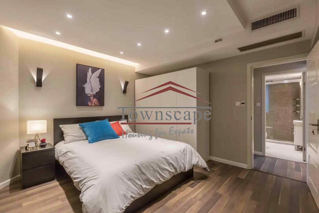  High-End 3BR Apartment with Floor-Heating in Shanghai Xujiahui