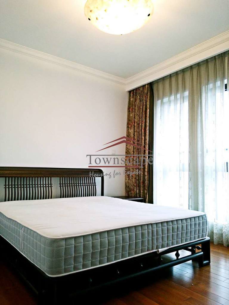  Spacious 3BR Apartment in Xintiandi