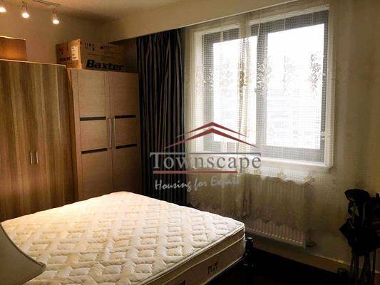  Spacious 3BR Apartment near West Nanjing Road