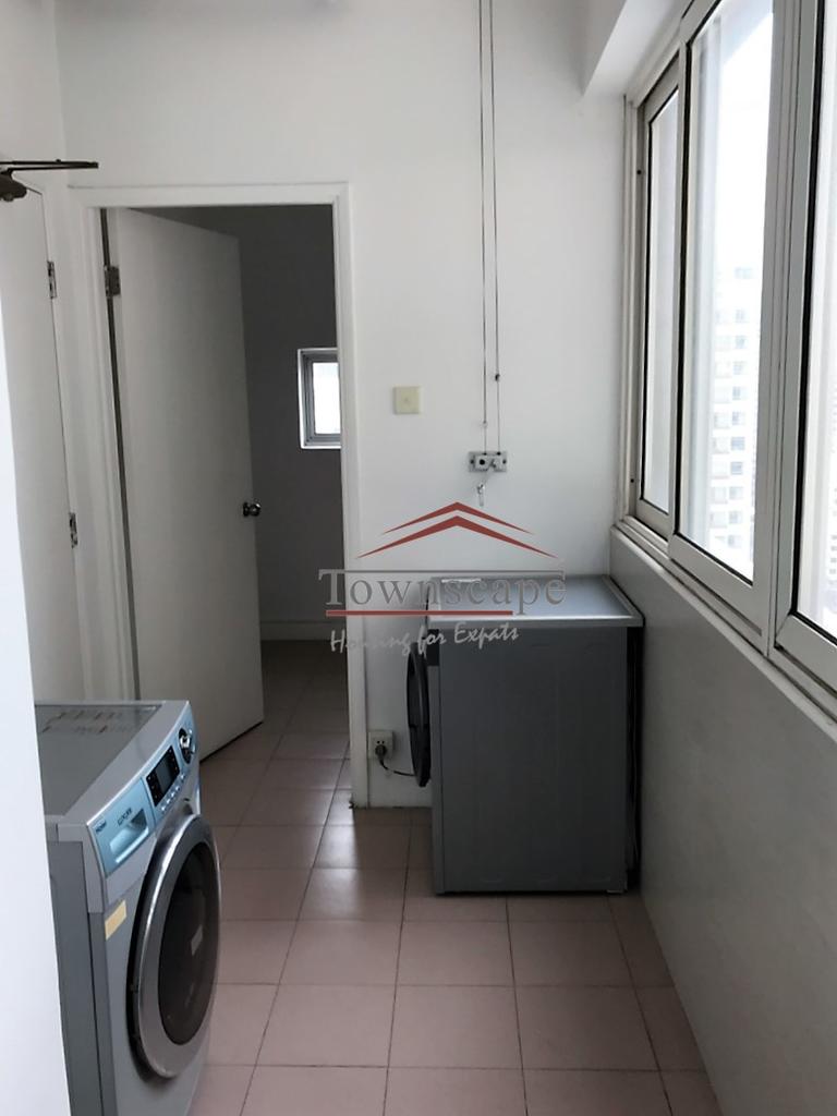  Unfurnished Modern Apartment for Rent in Anfu Road