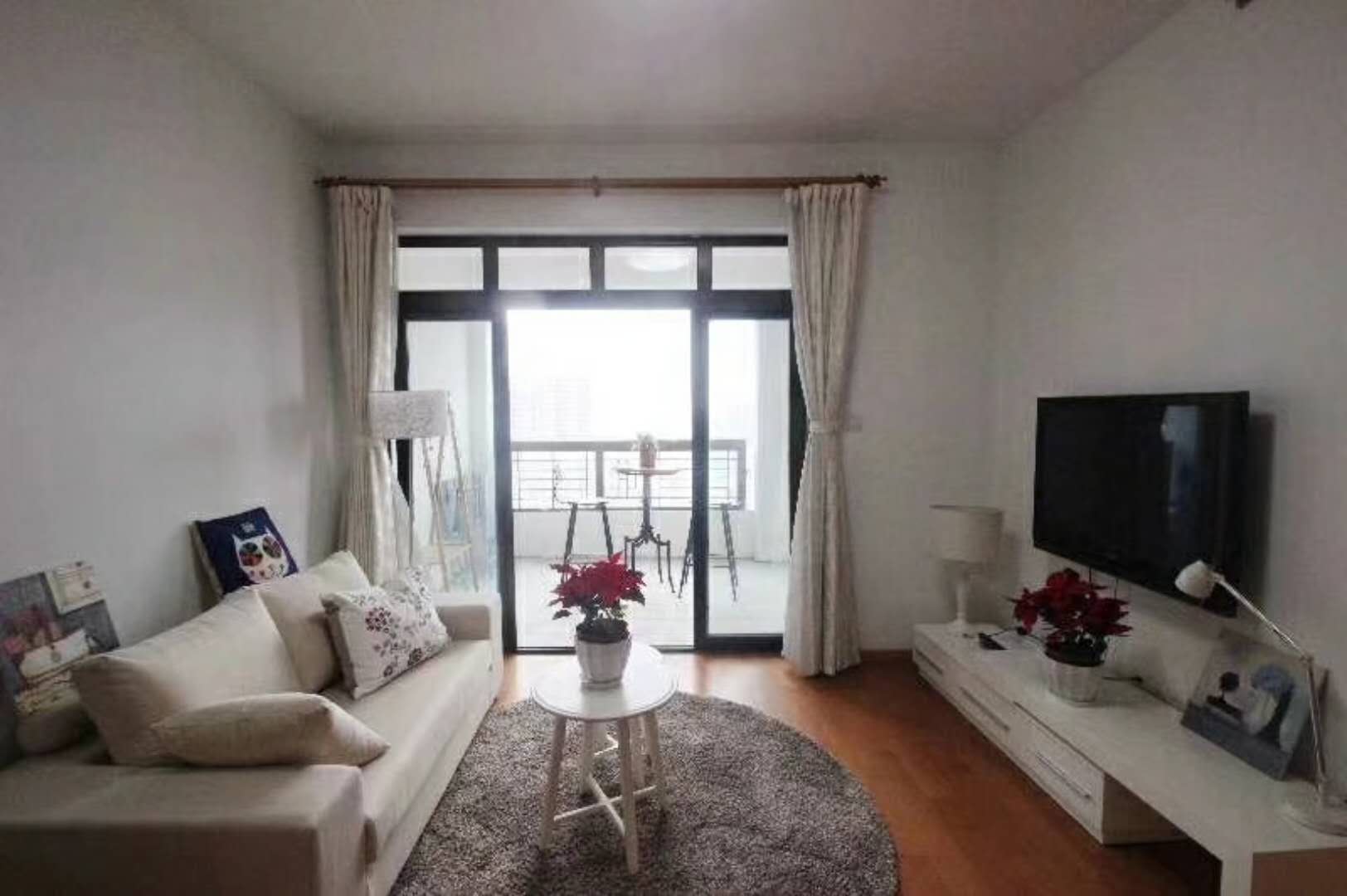  Modern 2BR Apartment beside Laoximen Metro