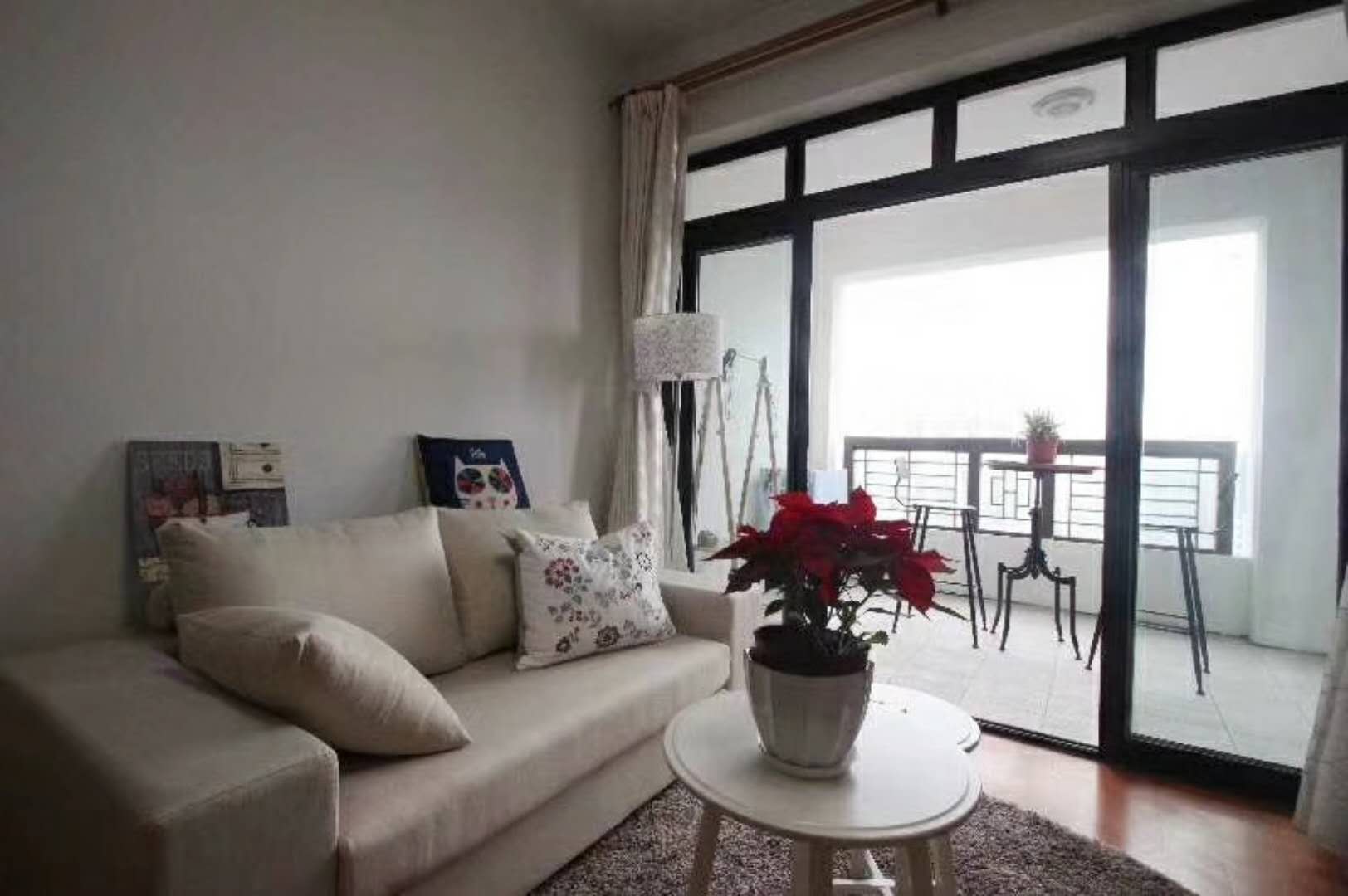  Modern 2BR Apartment beside Laoximen Metro