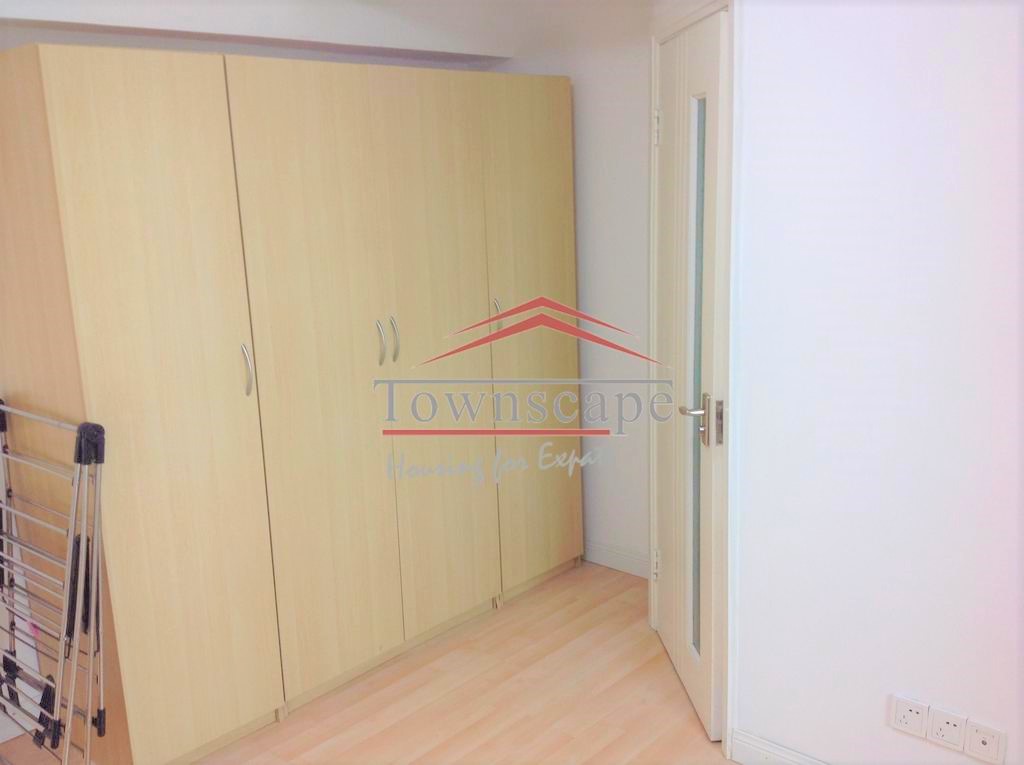  Bright 2BR Apartment behind IAPM in French Concession