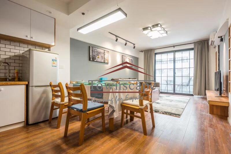  Nice 2BR Apartment near West Nanjing Road Metro