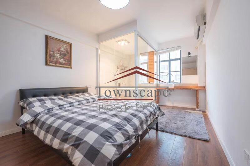  Nice 2BR Apartment near West Nanjing Road Metro