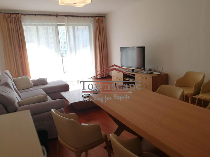  Modern 4BR Apartment in Tianshan/Suzhou Creek area