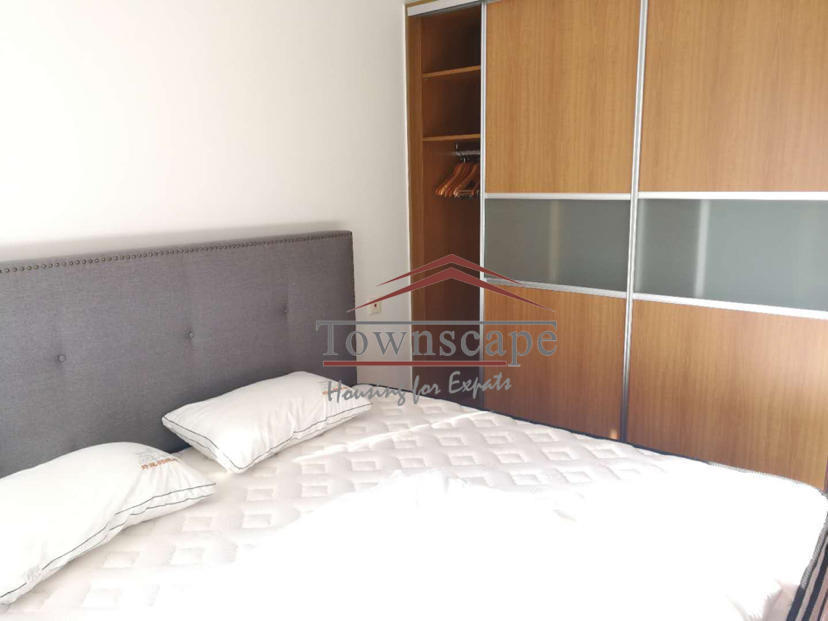  Modern 4BR Apartment in Tianshan/Suzhou Creek area