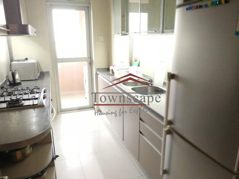  Modern 4BR Apartment in Tianshan/Suzhou Creek area