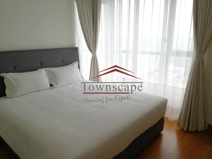  High-Floor 4BR Apartment in Tianshan near Hongqiao