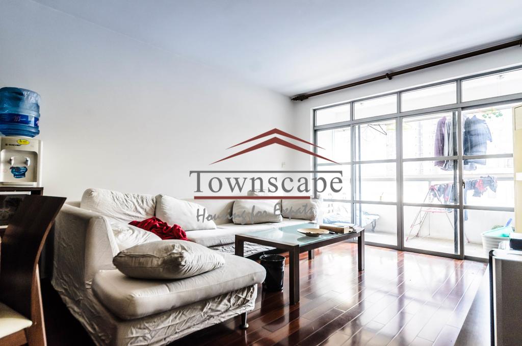  Comfortable 3BR in Xujiahui Residential Zone