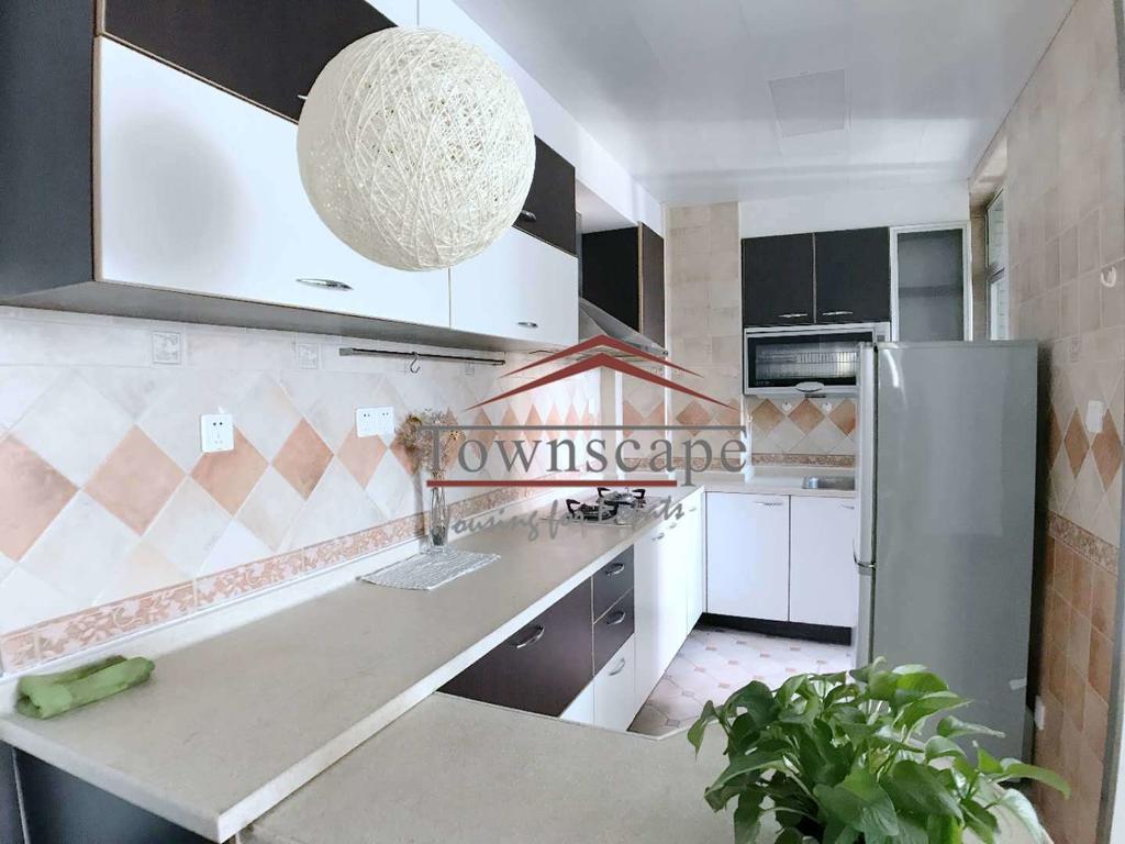  Spacious 2BR Apartment for rent in Xujiahui