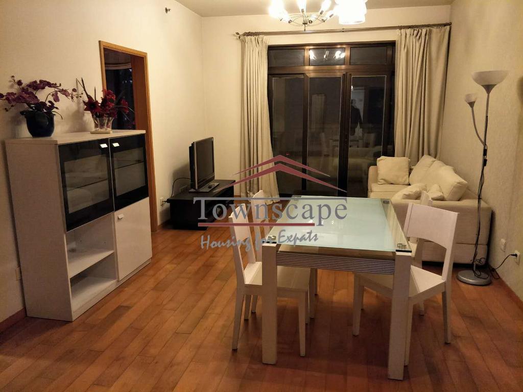  Modern 2BR Apartment in Laoximen