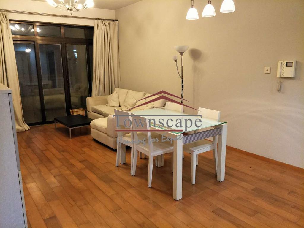  Modern 2BR Apartment in Laoximen