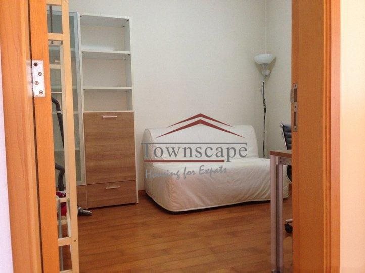  Modern 2BR Apartment in Laoximen