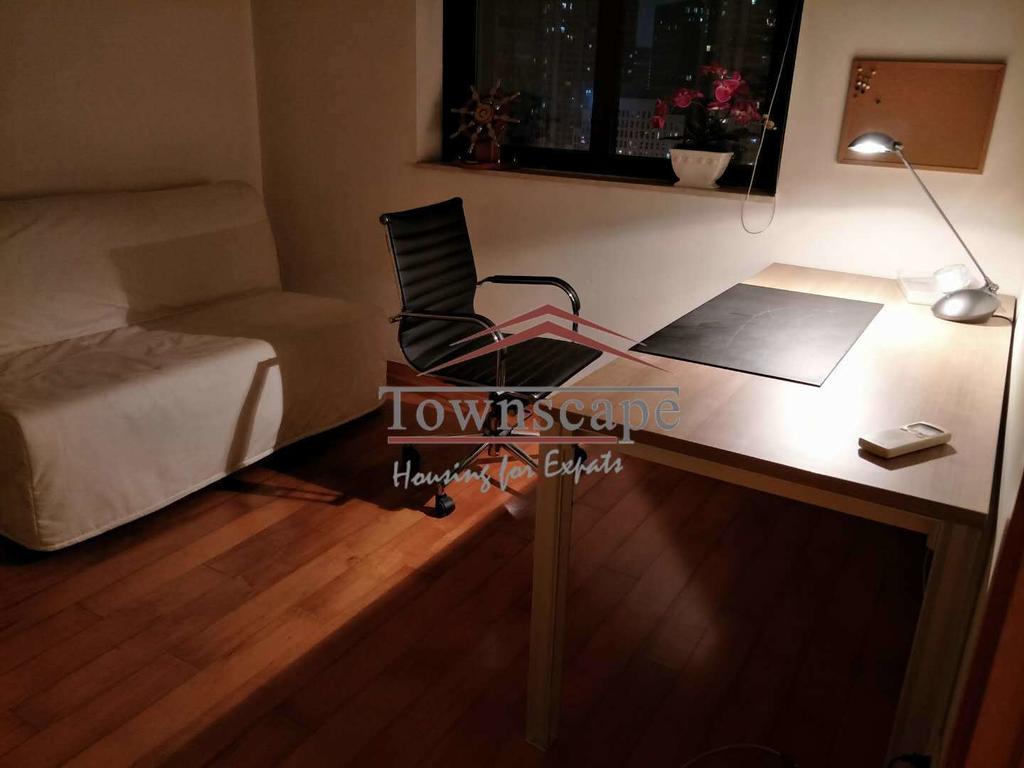  Modern 2BR Apartment in Laoximen