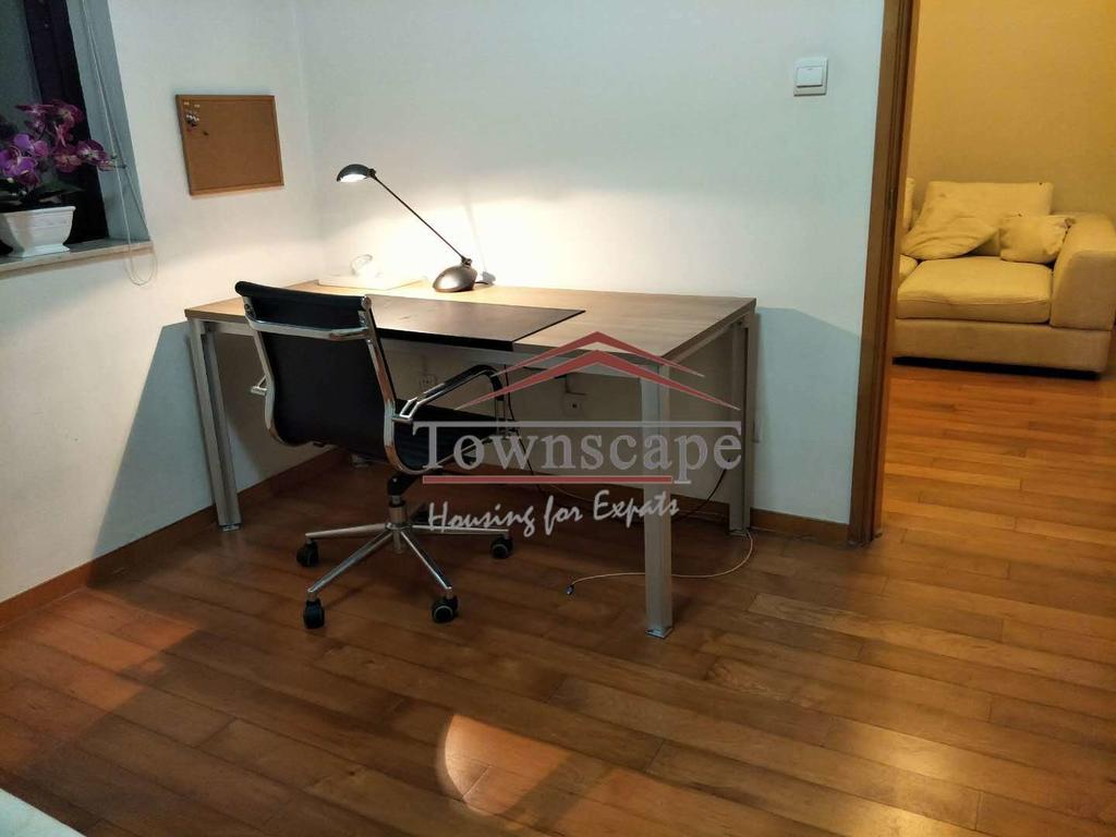  Modern 2BR Apartment in Laoximen