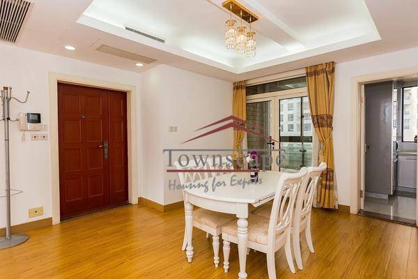  Modern 3BR Apartment at Yu Garden