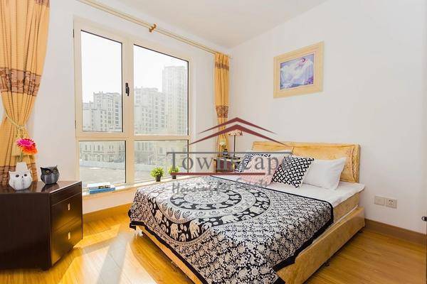  Modern 3BR Apartment at Yu Garden