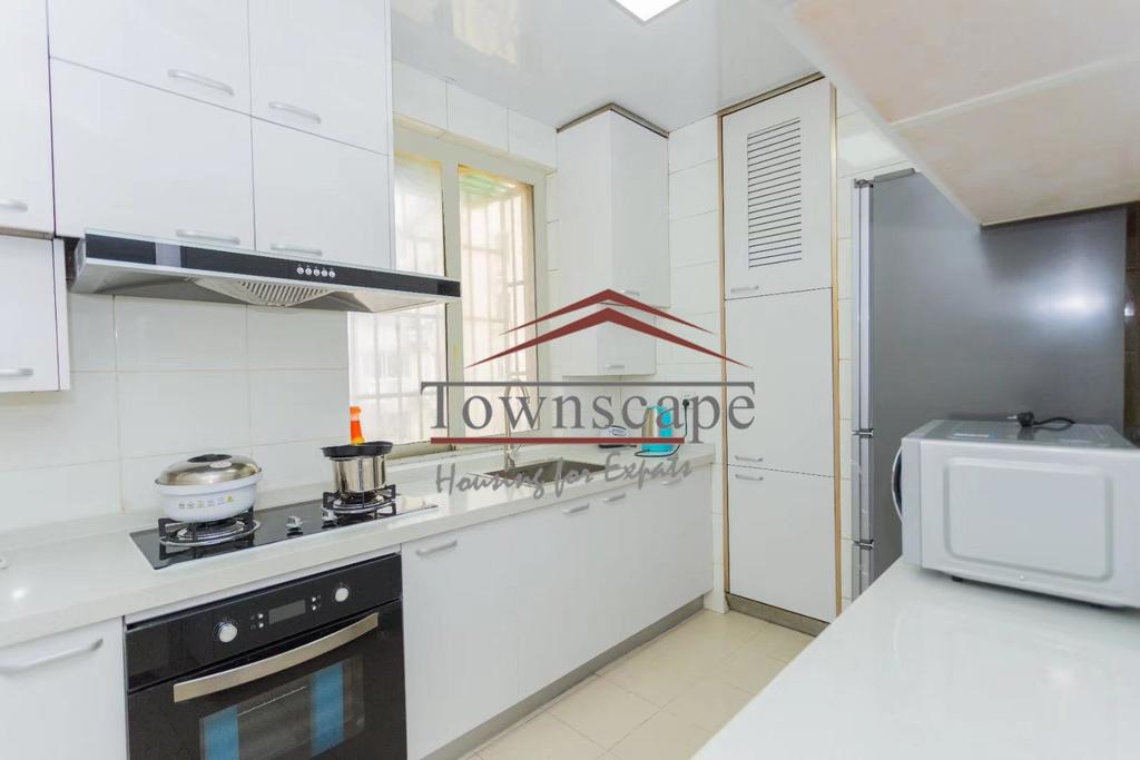  Bright 4BR Apartment for rent in Xujiahui