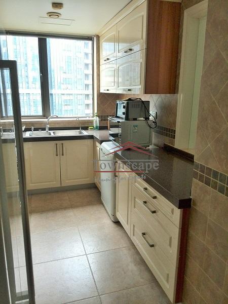  Spacious 4BR Apartment with Floor-Heating in Top Location