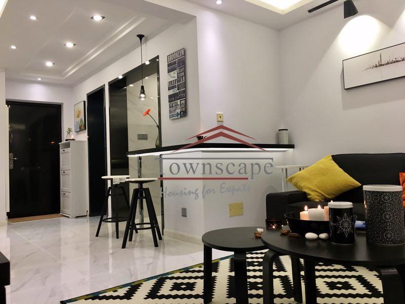  Modern 2BR Apartment with Floor-Heating nr West Nanjing Road