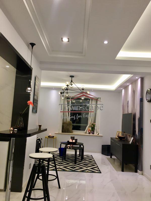  Modern 2BR Apartment with Floor-Heating nr West Nanjing Road