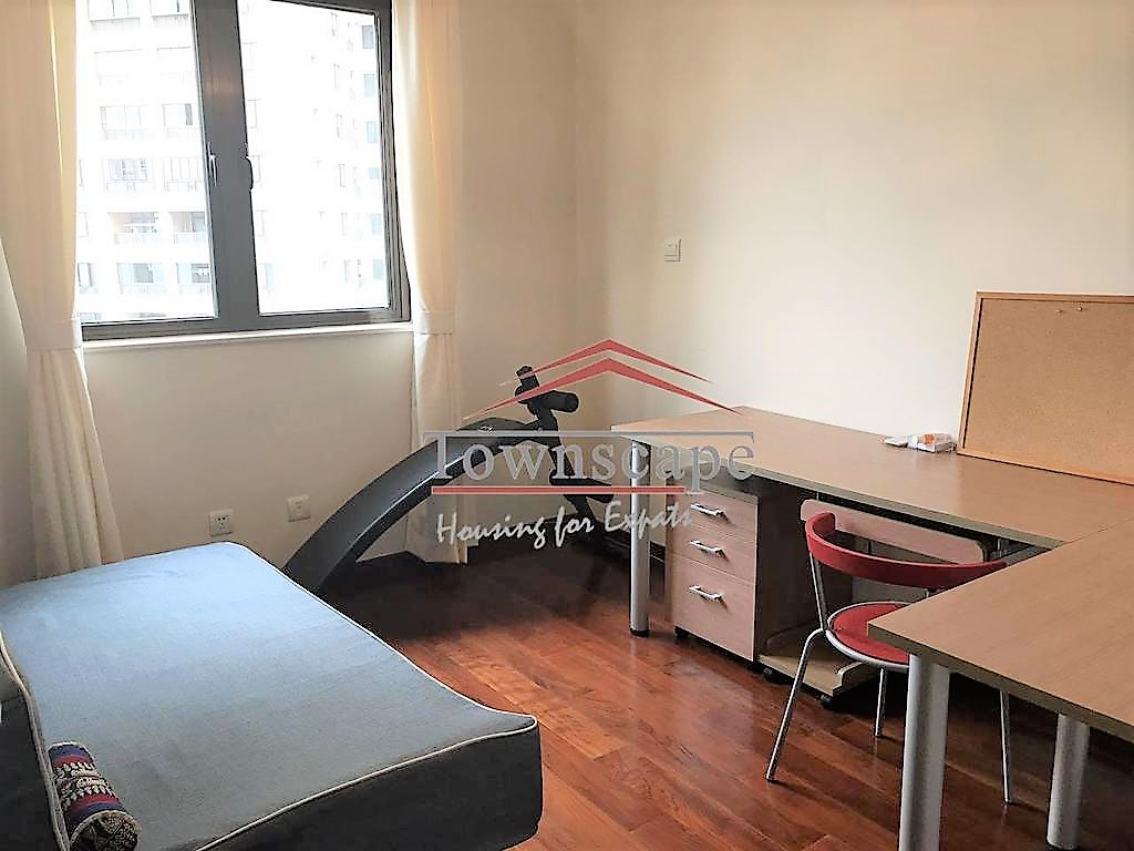  Modern 3BR Apartment at Laoximen