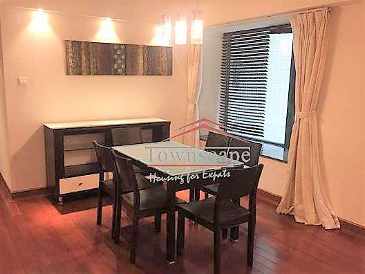  Ample 3BR Apartment in Xujiahui