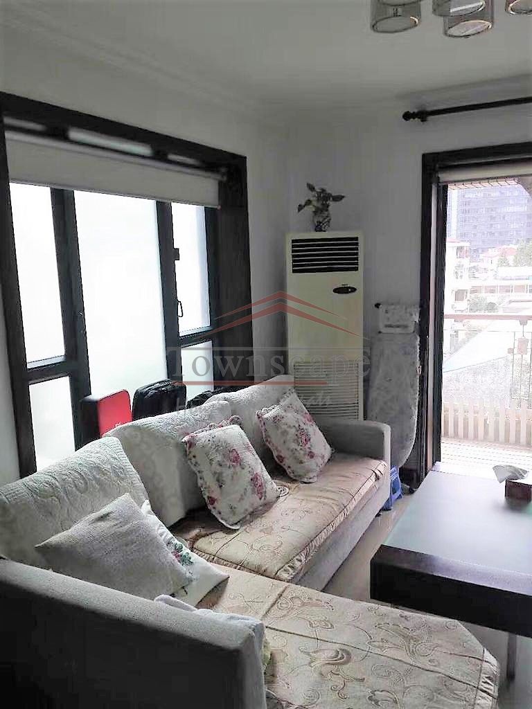  Sunny 2BR Apartment in Downtown near Anfu Road