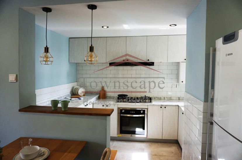  Bright Renovated 3BR Apartment near Xintiandi