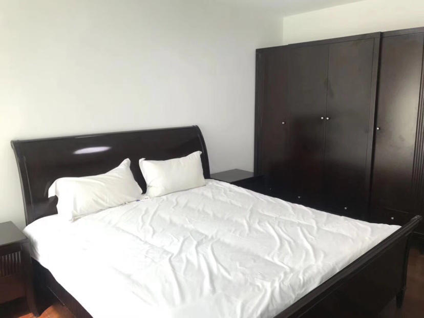  Spacious Family Apartment for Rent in Shanghai Xujiahui