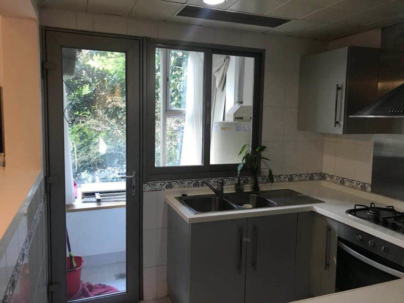  High End 3BR Apartment in Xintiandi